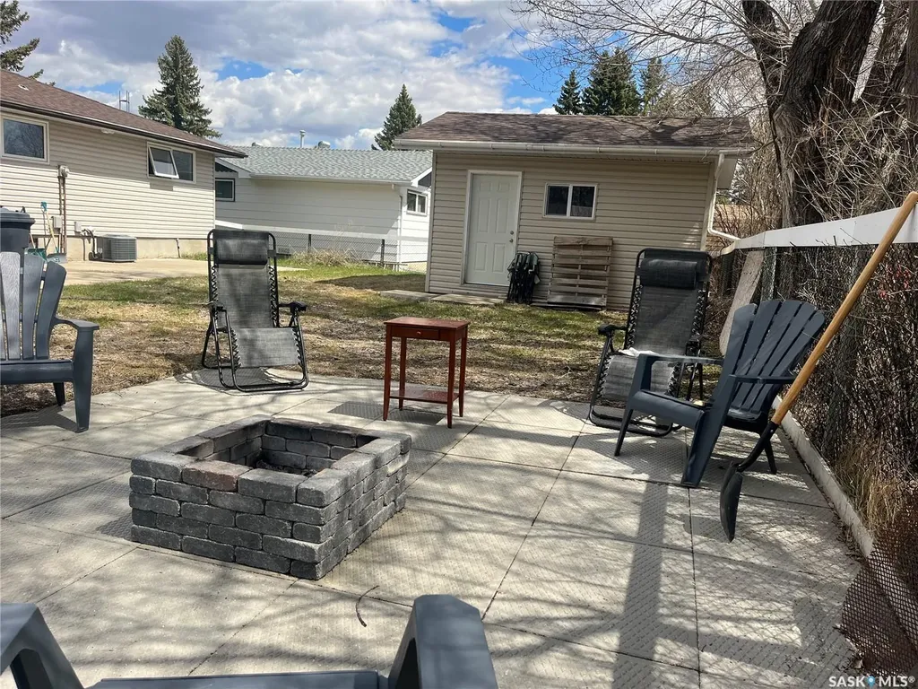 1001 Carlton Drive Esterhazy SK S0A 0X0