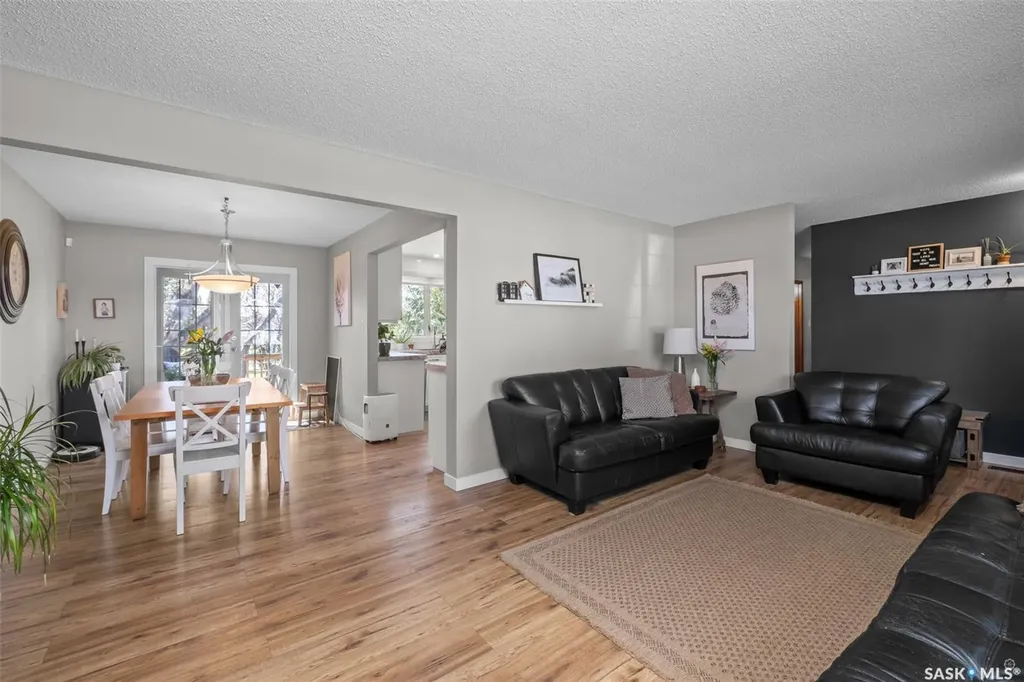 575 27th Street W Prince Albert SK S6V 4S4