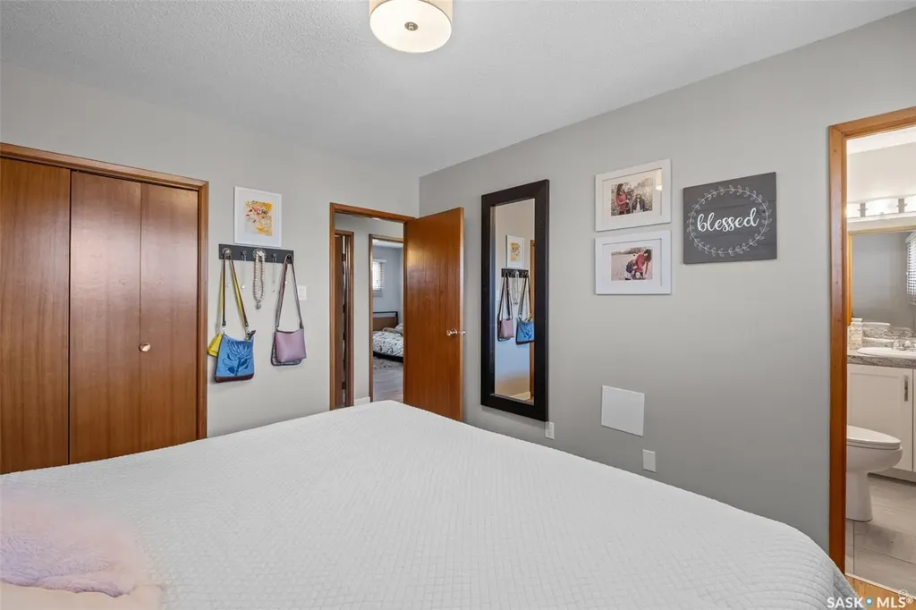 575 27th Street W Prince Albert SK S6V 4S4