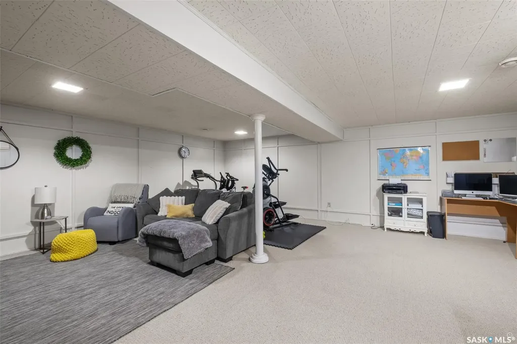 575 27th Street W Prince Albert SK S6V 4S4