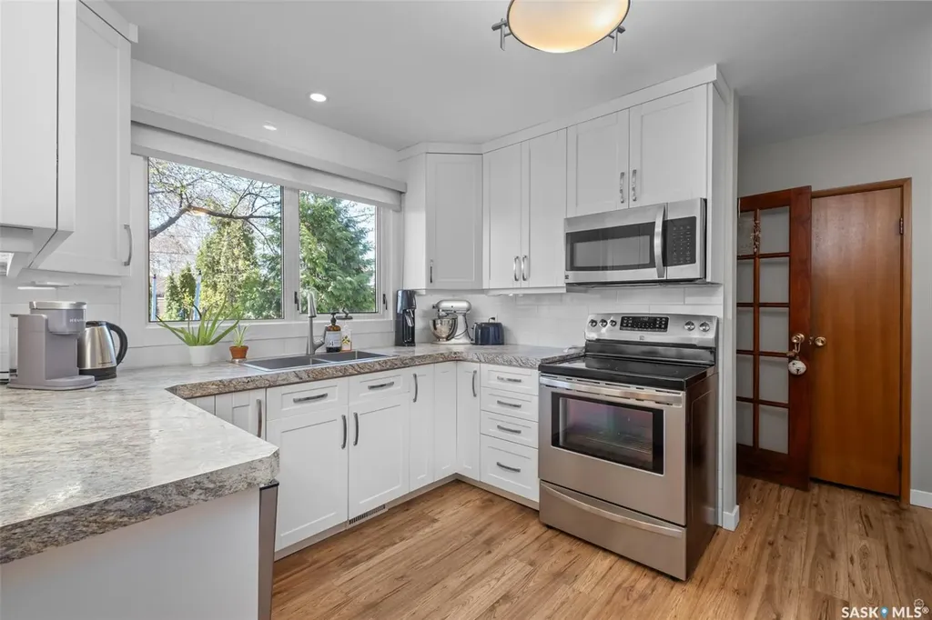 575 27th Street W Prince Albert SK S6V 4S4