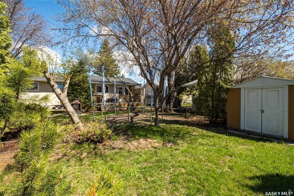 575 27th Street W Prince Albert SK S6V 4S4