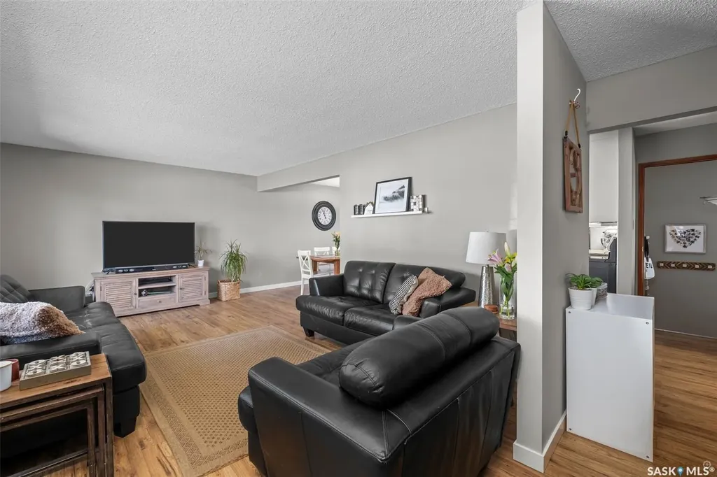 575 27th Street W Prince Albert SK S6V 4S4