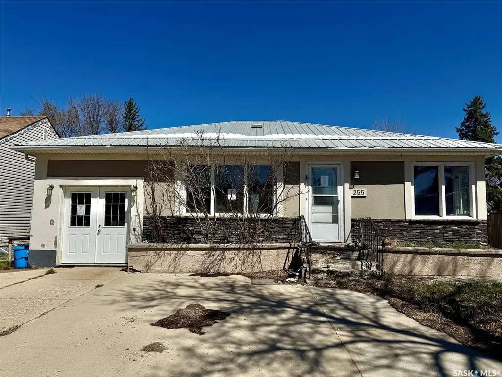 255 Broadway Street W Yorkton SK S3N 0N4