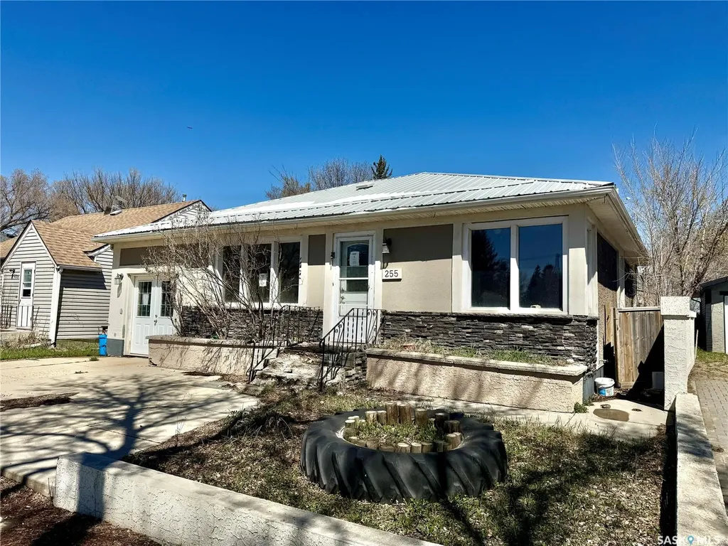 255 Broadway Street W Yorkton SK S3N 0N4