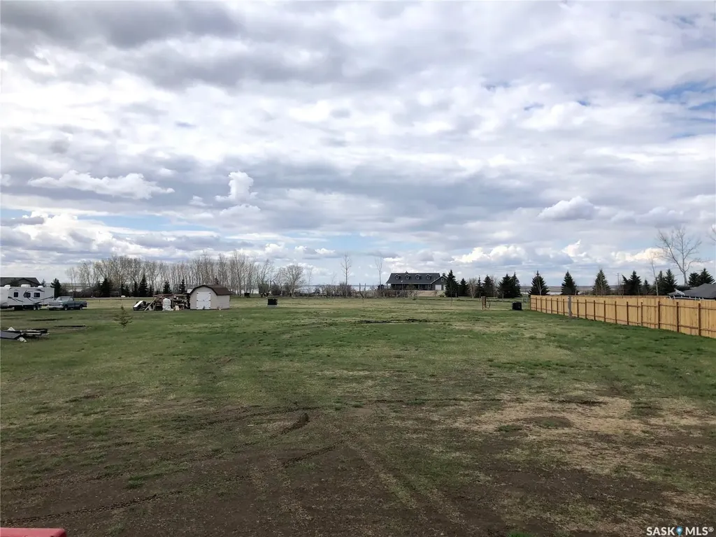 529 Aaro Avenue Elbow SK S0H 1J0