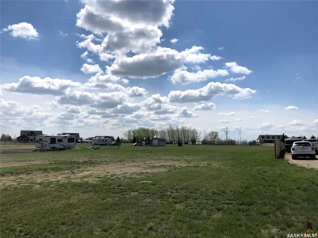529 Aaro Avenue Elbow SK S0H 1J0