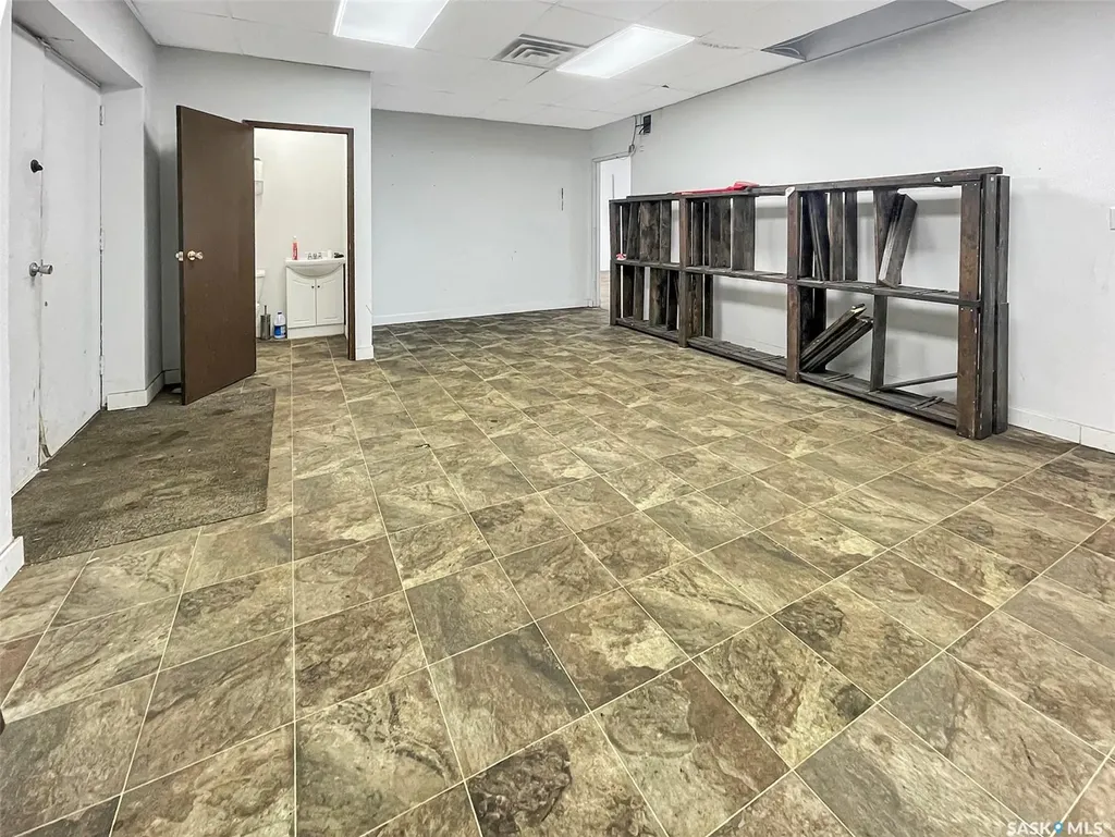 1071 Central Avenue Swift Current SK S9H 2A8
