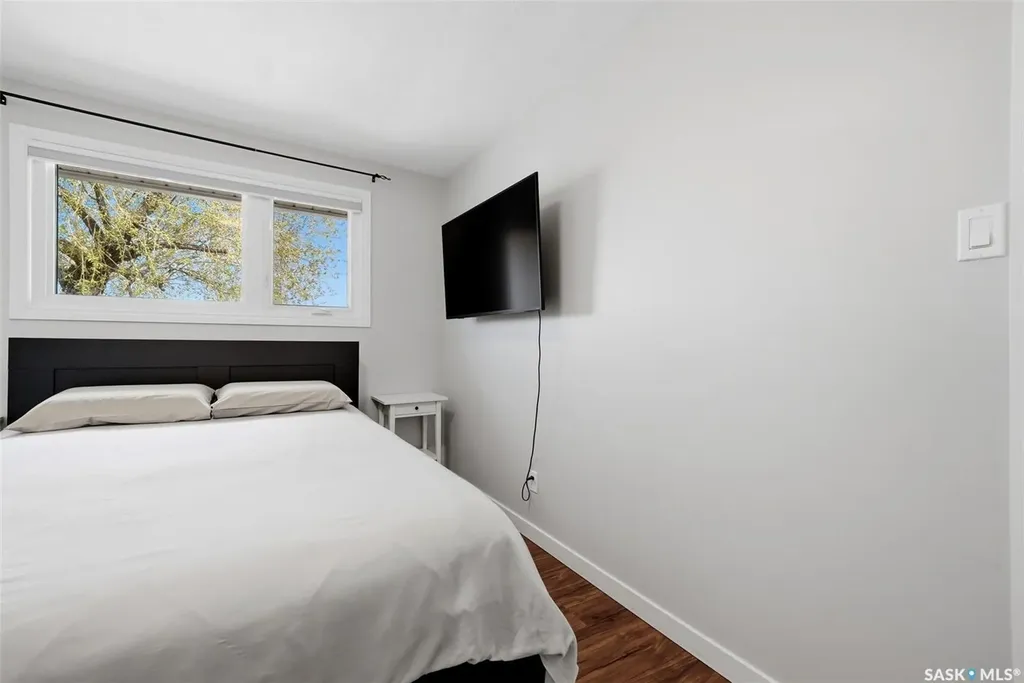 60 French Crescent Regina SK S4R 6N4