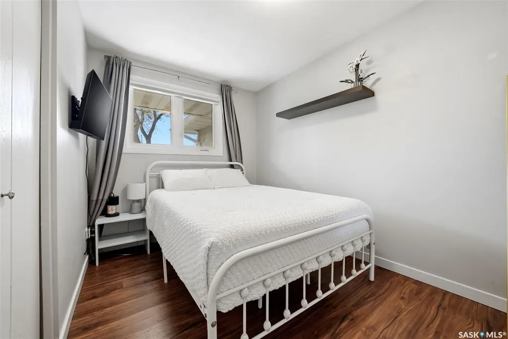 60 French Crescent Regina SK S4R 6N4