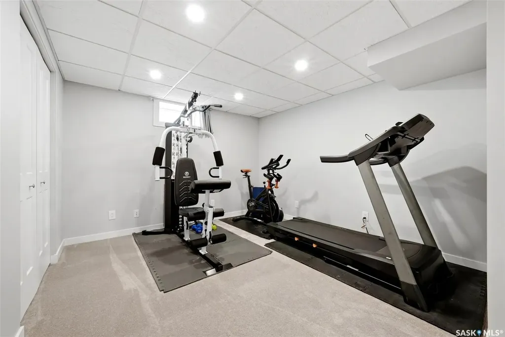 60 French Crescent Regina SK S4R 6N4