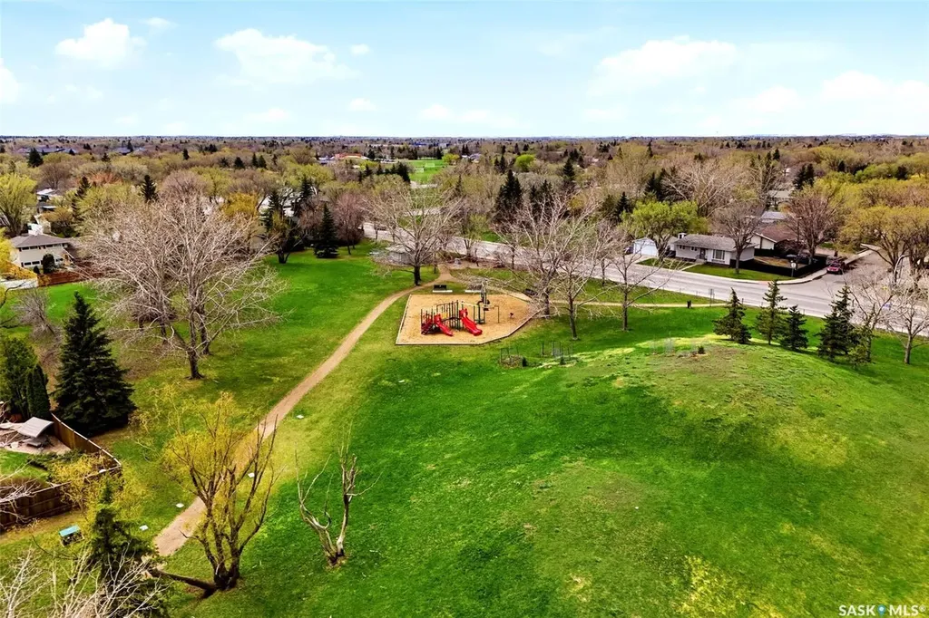 60 French Crescent Regina SK S4R 6N4