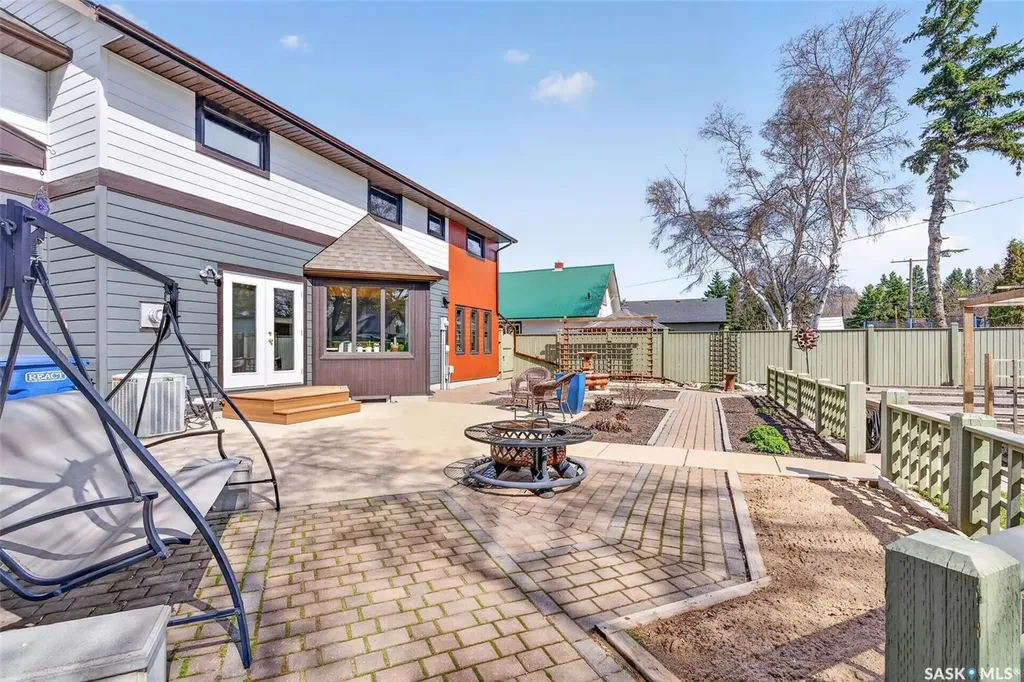 930 9th Street Humboldt SK S0K 2A0