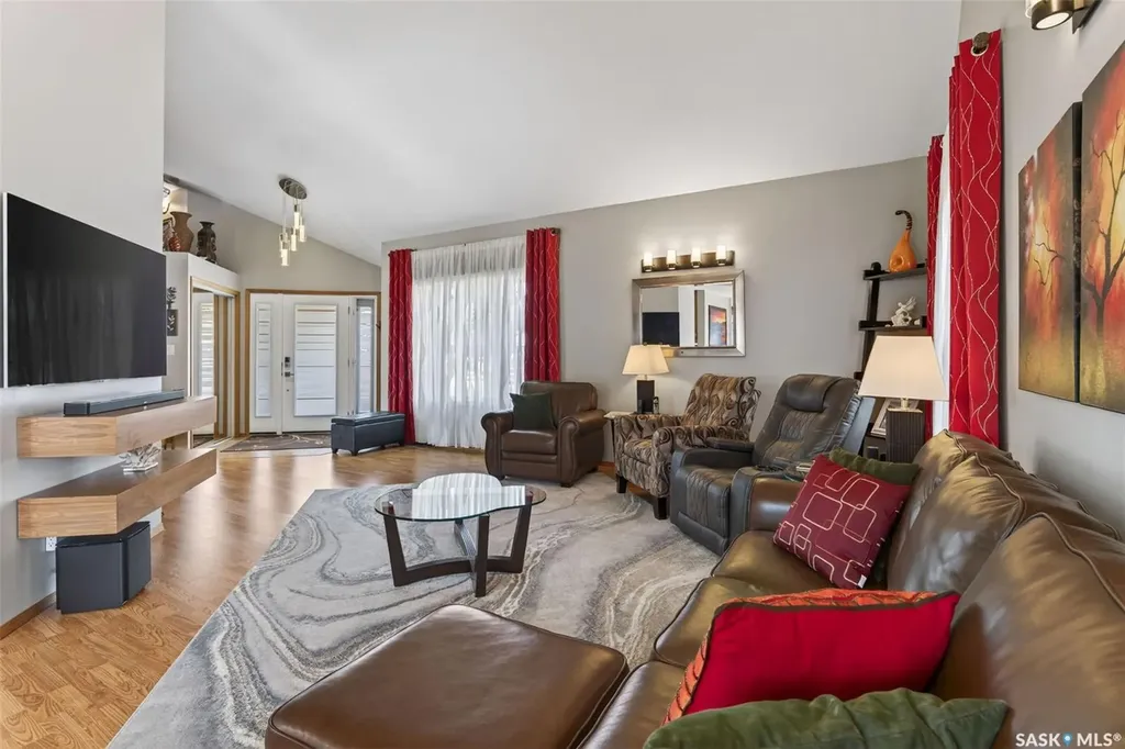 930 9th Street Humboldt SK S0K 2A0