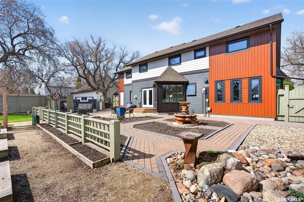 930 9th Street Humboldt SK S0K 2A0