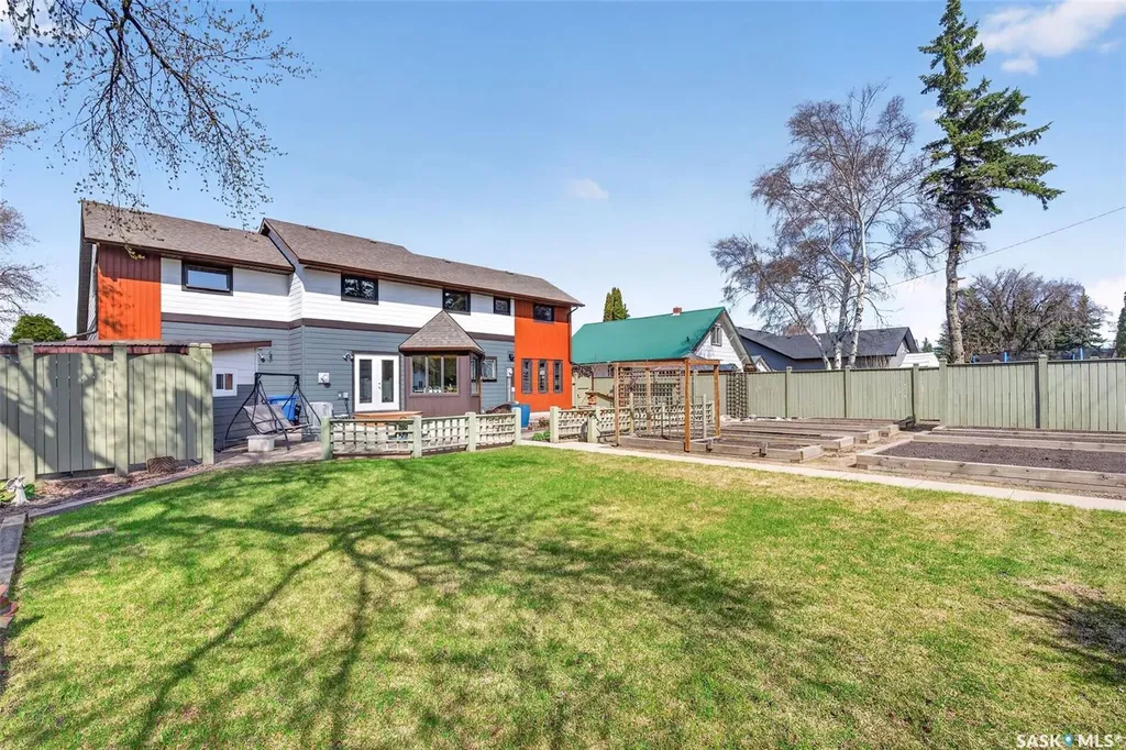 930 9th Street Humboldt SK S0K 2A0
