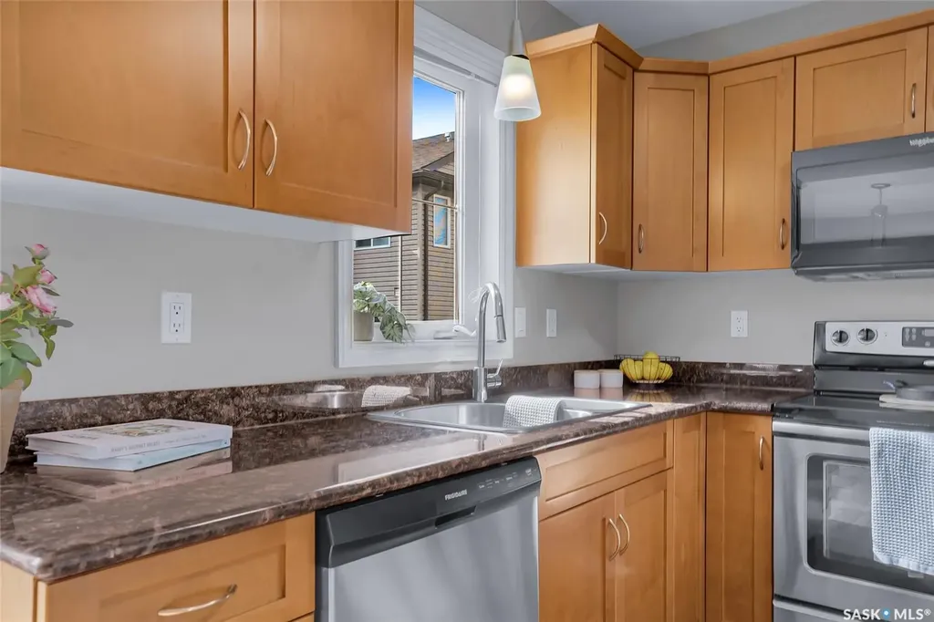 415 Lynd Crescent Saskatoon SK S7T 0C2