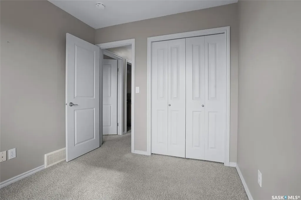 415 Lynd Crescent Saskatoon SK S7T 0C2