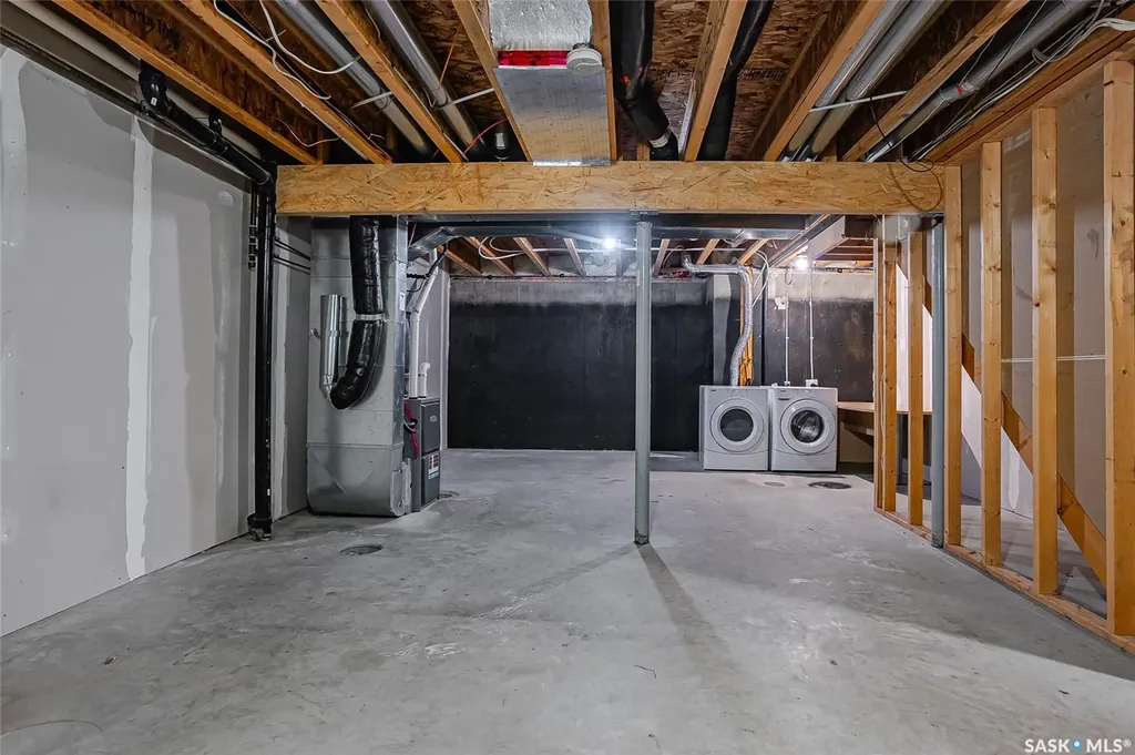 415 Lynd Crescent Saskatoon SK S7T 0C2