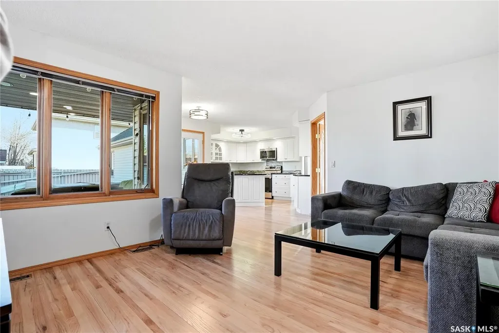 106 Epp Avenue Saskatoon SK S7N 4J5