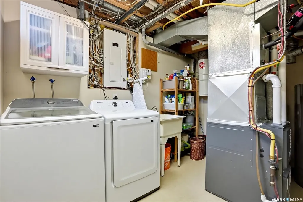 106 Epp Avenue Saskatoon SK S7N 4J5