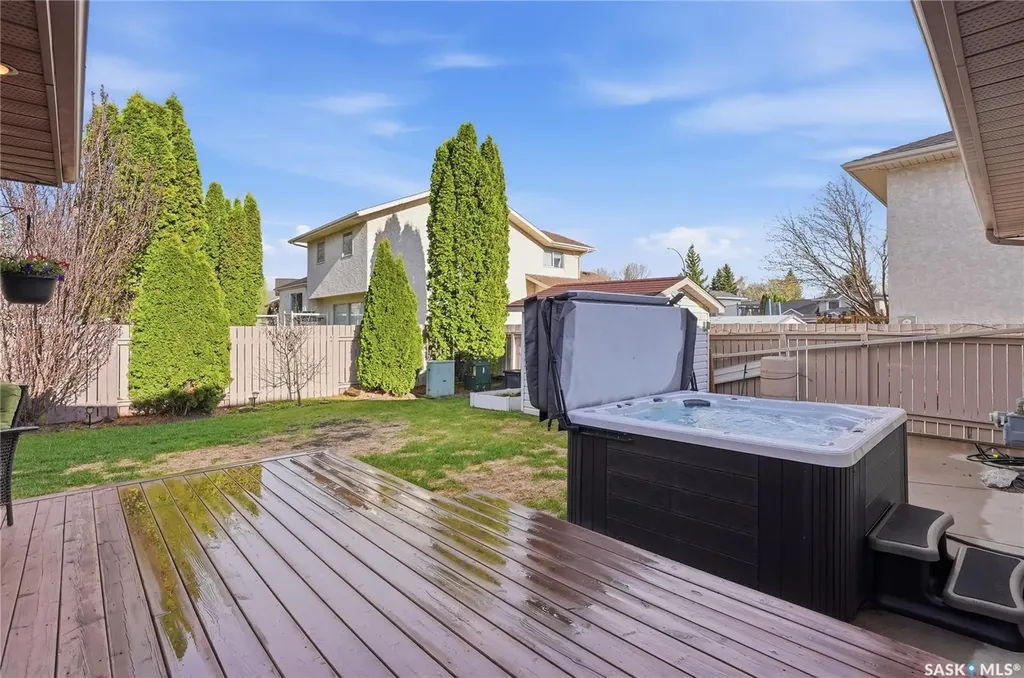 106 Epp Avenue Saskatoon SK S7N 4J5
