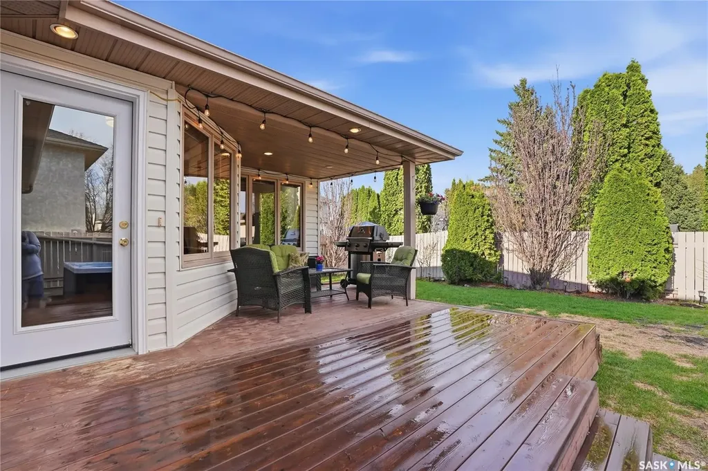 106 Epp Avenue Saskatoon SK S7N 4J5