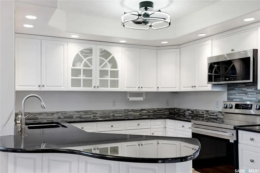106 Epp Avenue Saskatoon SK S7N 4J5