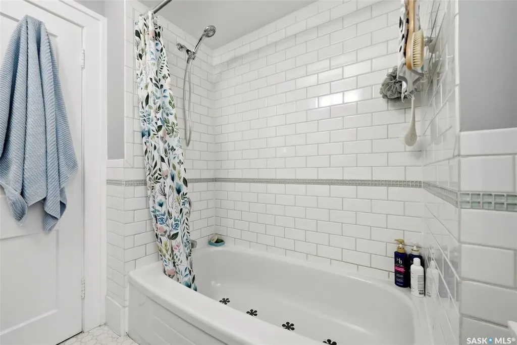 3311 13th Avenue Regina SK S4T 1P6