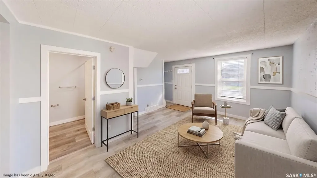 1248 Wallace Street Regina SK S4N 3Z3