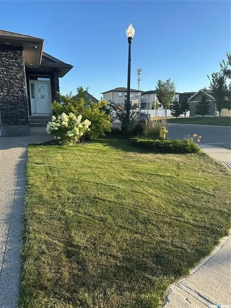 4301 Green Poplar Lane Regina SK S4V 1R1