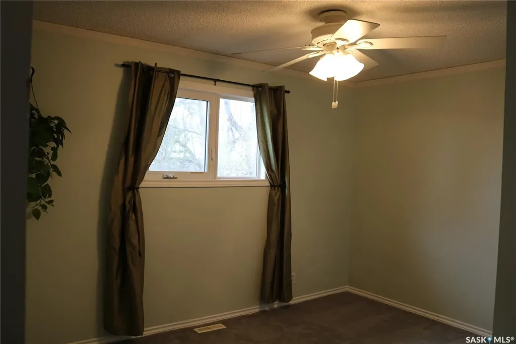 118 4th Avenue Dundurn SK S0K 1K0