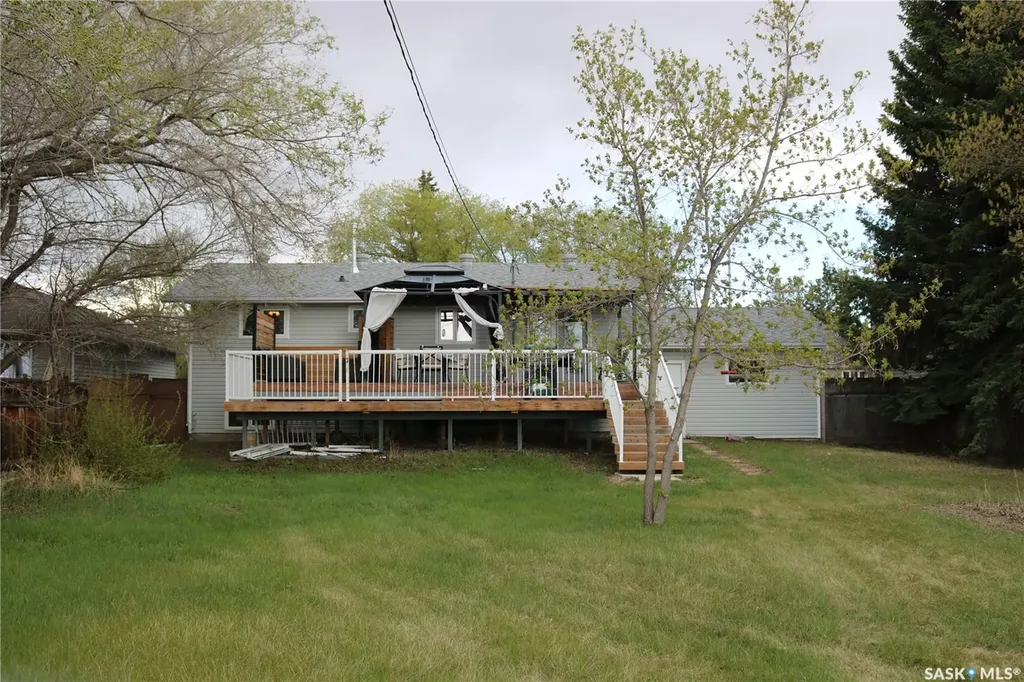 118 4th Avenue Dundurn SK S0K 1K0