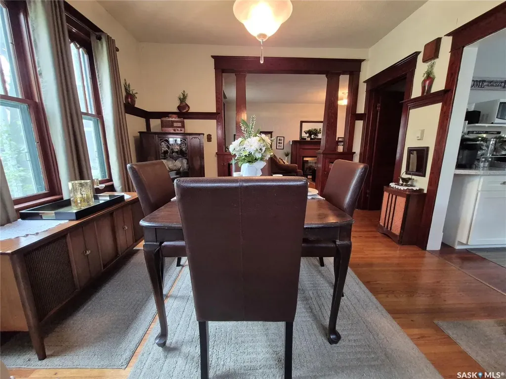 244 3rd Avenue NW Swift Current SK S9H 0S1