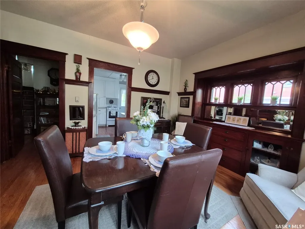 244 3rd Avenue NW Swift Current SK S9H 0S1