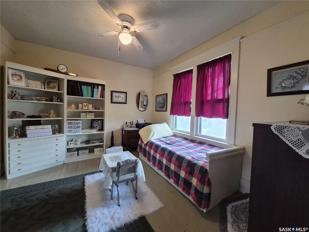 244 3rd Avenue NW Swift Current SK S9H 0S1
