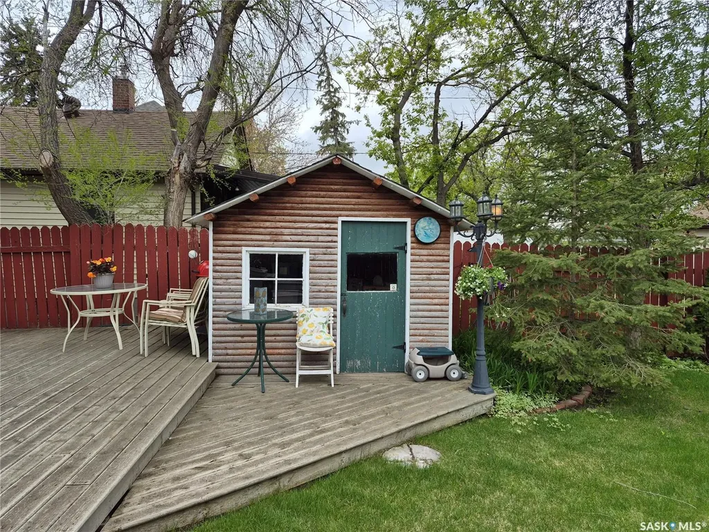 244 3rd Avenue NW Swift Current SK S9H 0S1