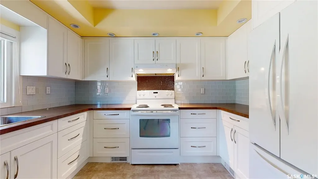 5445 4th Avenue Regina SK S4T 0J8