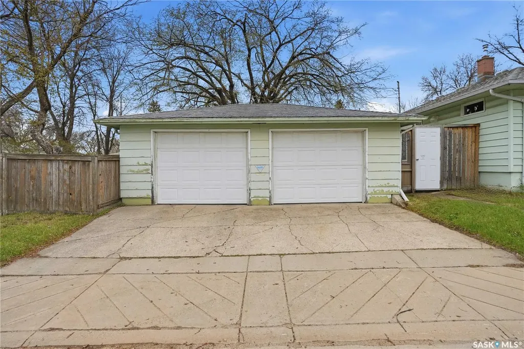 2601 Pasqua Street Regina SK S4S 0M4