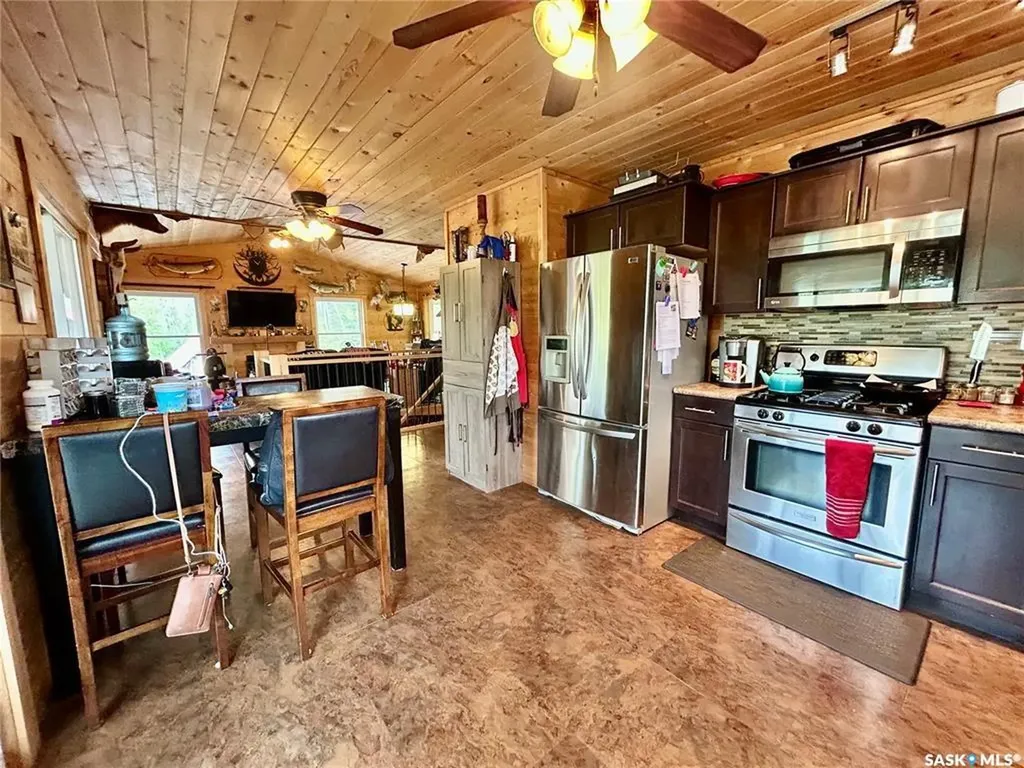 10 Hillview Drive Nipawin Rm No. 487 SK S0E 1E0