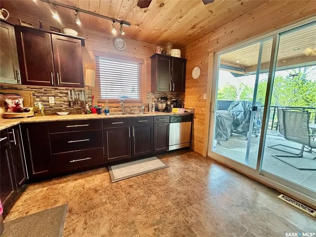 10 Hillview Drive Nipawin Rm No. 487 SK S0E 1E0