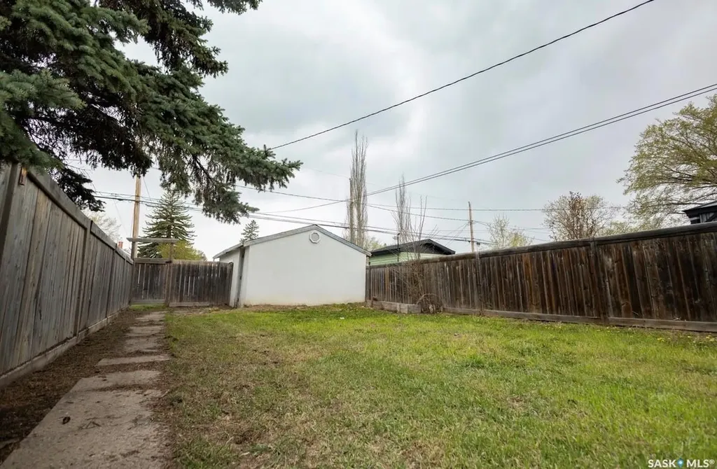 2070 Reynolds Street Regina SK S4N 3M8