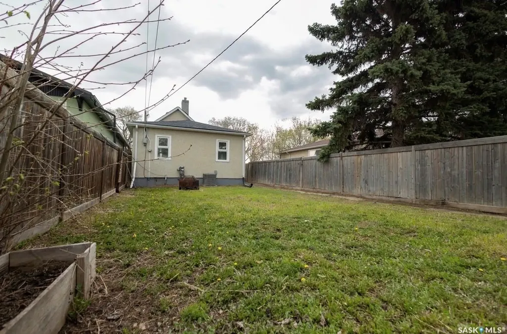 2070 Reynolds Street Regina SK S4N 3M8