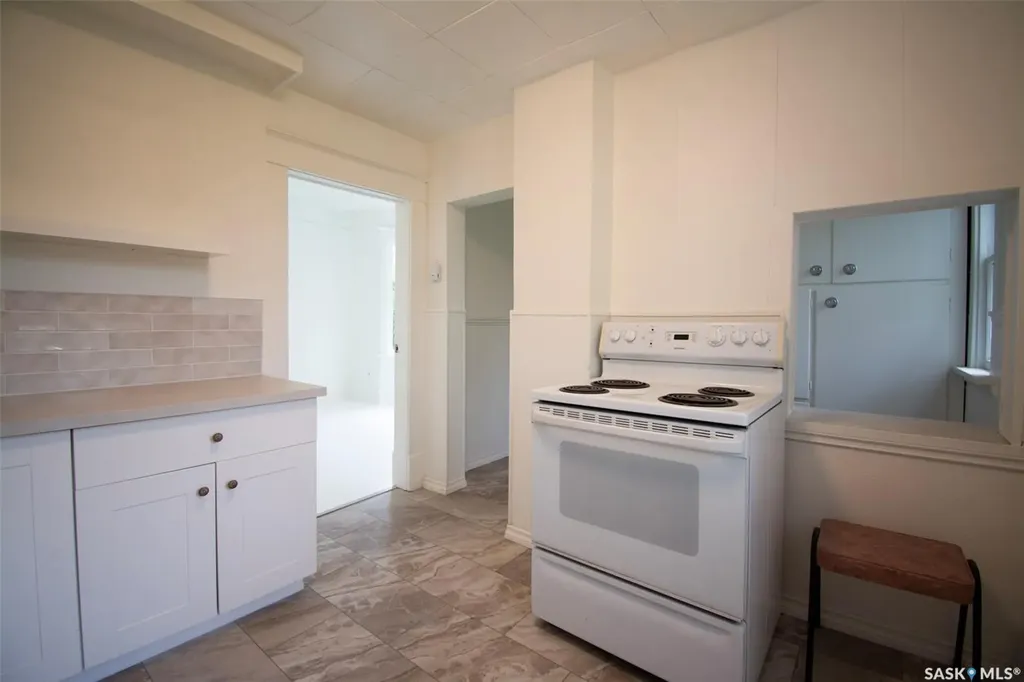 760 James Street N Lumsden SK S0G 3C0