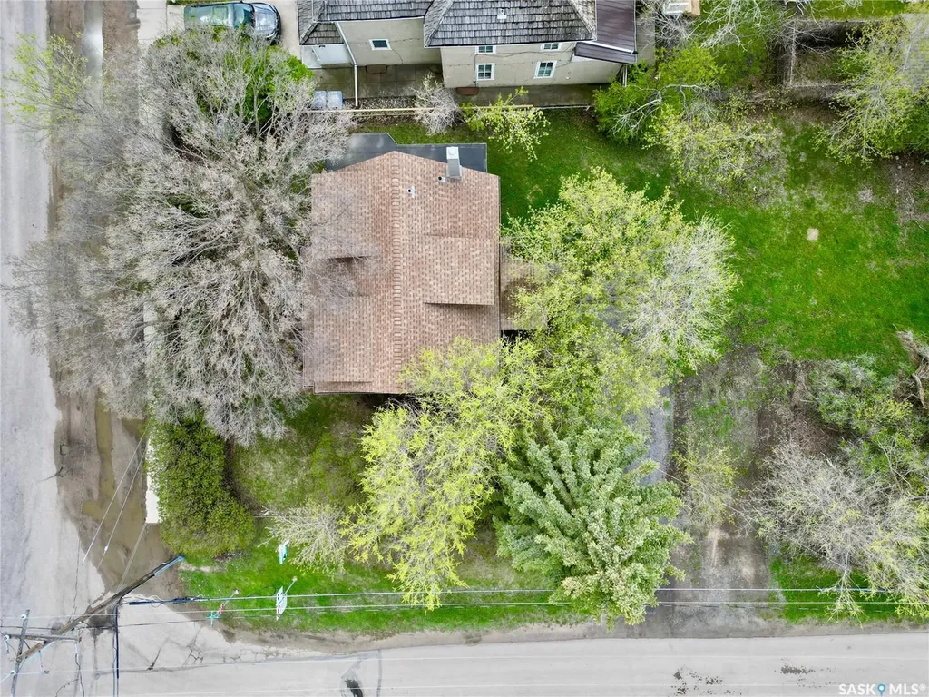 760 James Street N Lumsden SK S0G 3C0
