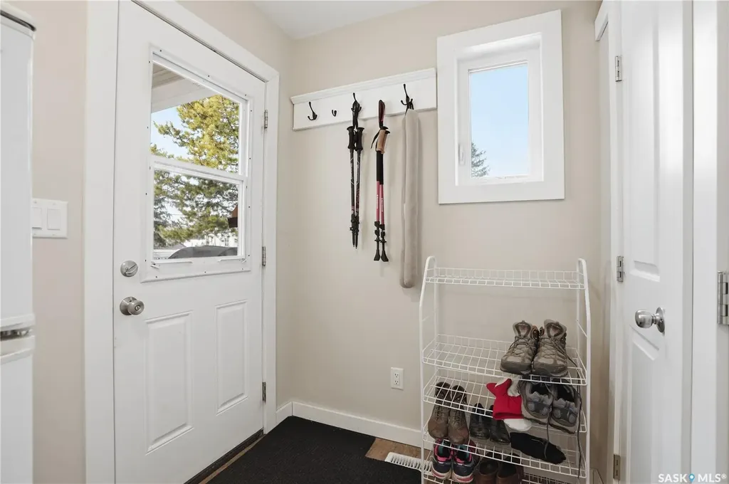 205 3rd Avenue Harris SK S0L 1K0