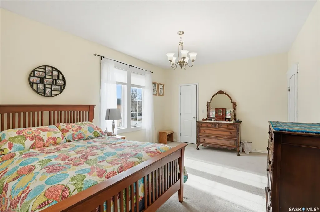 205 3rd Avenue Harris SK S0L 1K0