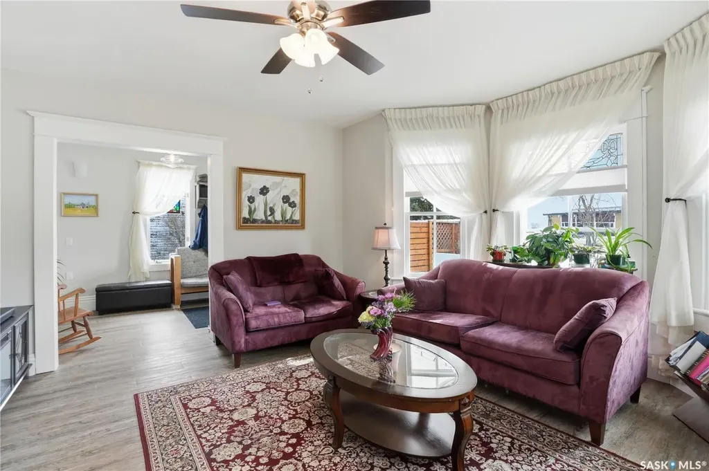 205 3rd Avenue Harris SK S0L 1K0