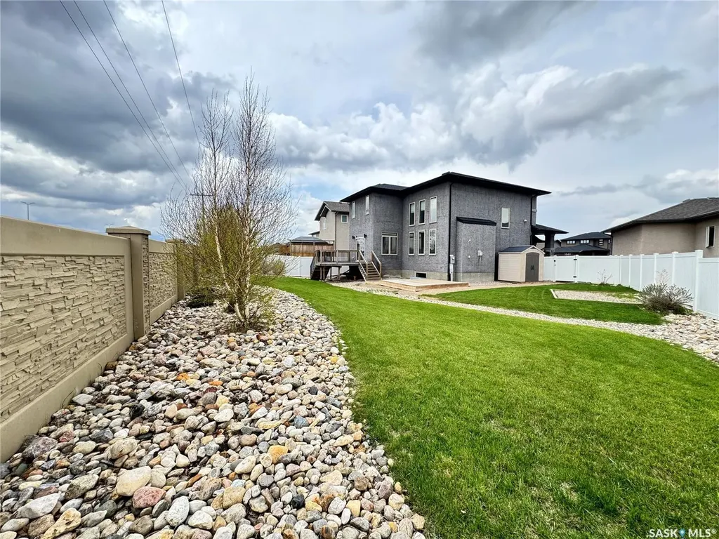 3825 Green Moss Bay Regina SK S4V 1P7