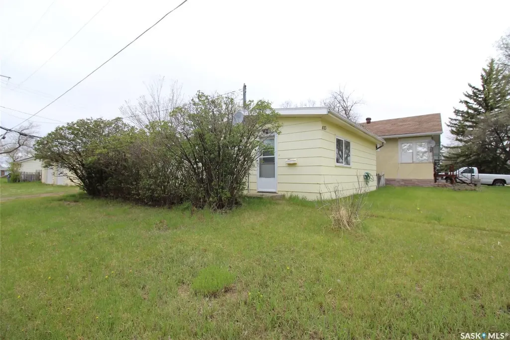 403 4th Street W Shaunavon SK S0N 2M0
